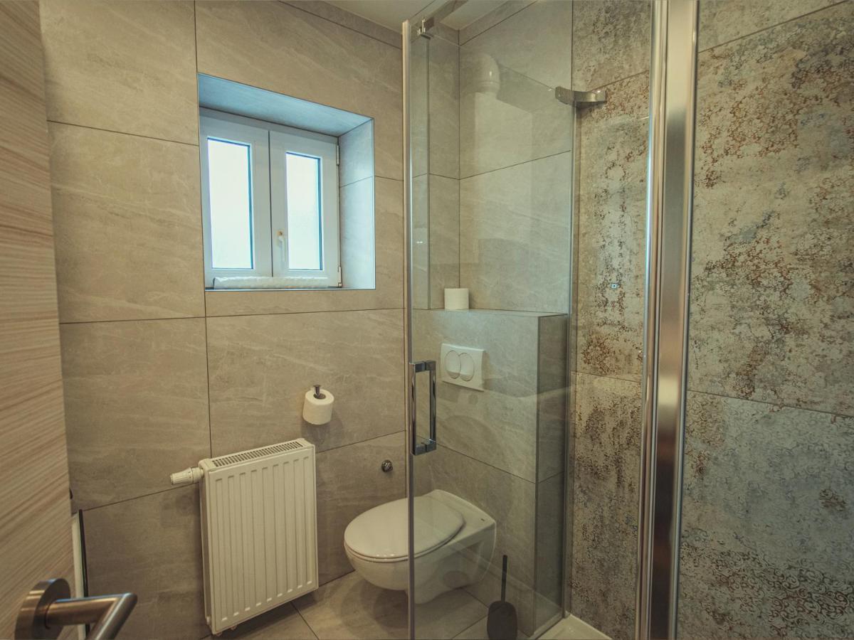 Apartmani Infinity Osijek Exterior foto